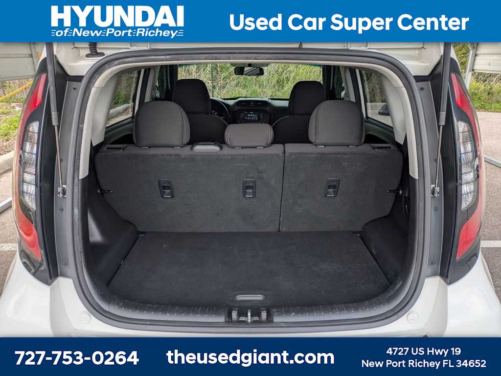 Thumbnail: 2017 Kia Soul - 12