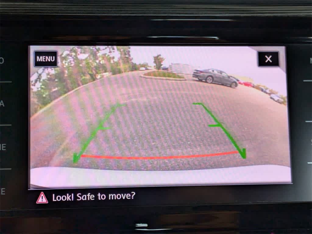 Thumbnail: 2020 Volkswagen Passat - 23