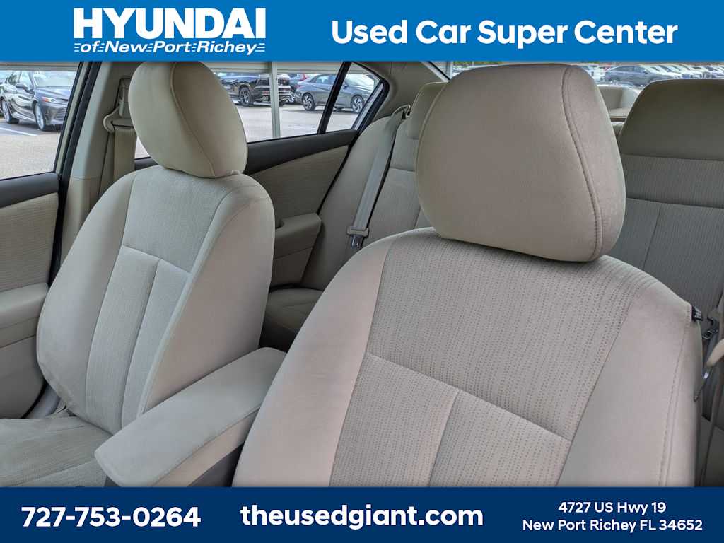 Thumbnail: 2011 Nissan Altima - 7