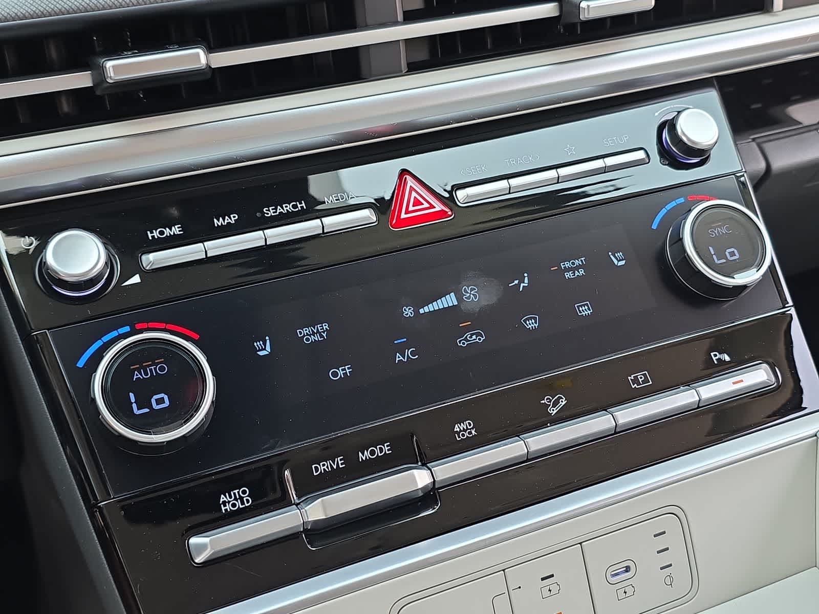 2025 Hyundai Santa Fe SEL 27