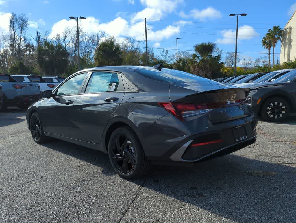 Thumbnail: 2026 Hyundai Elantra - 4