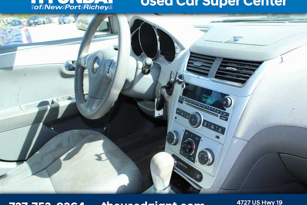 Thumbnail: 2012 Chevrolet Malibu - 7