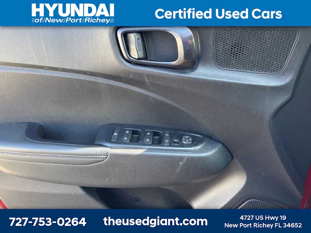 Thumbnail: 2024 Hyundai Venue - 8