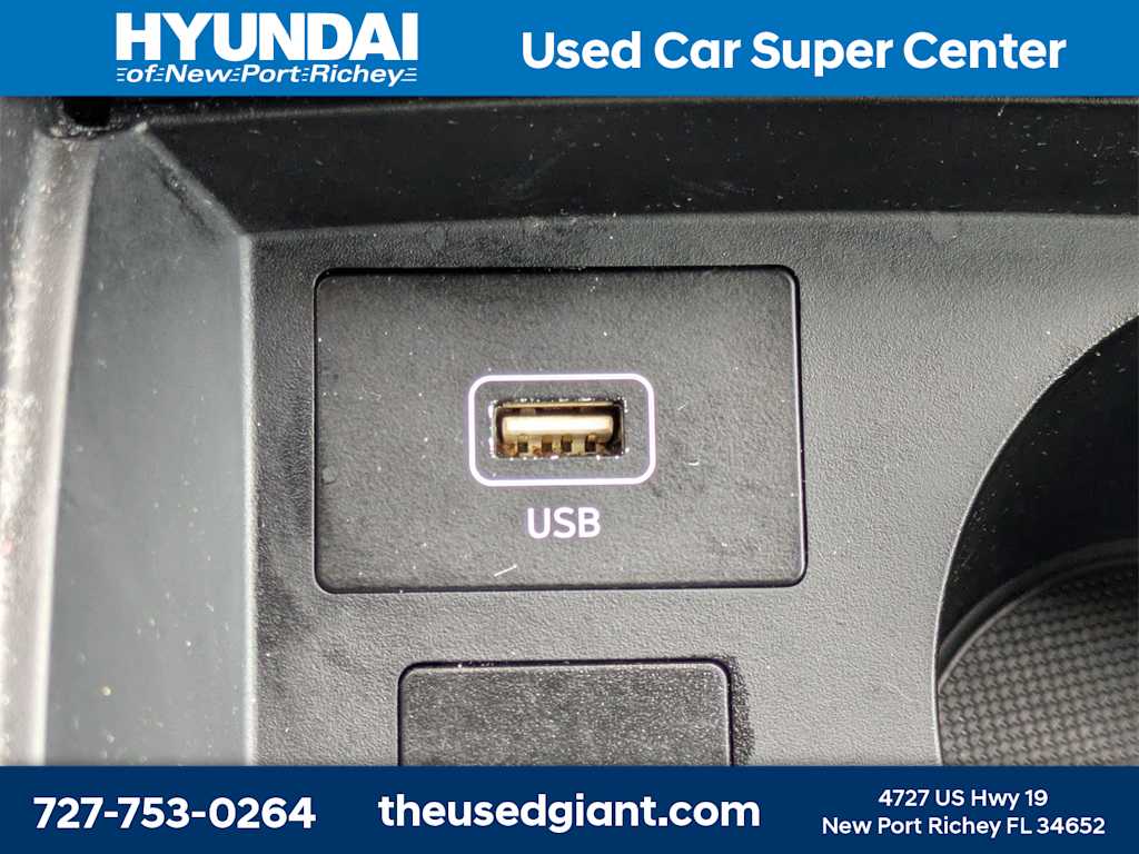 Thumbnail: 2021 Hyundai Santa Fe - 23