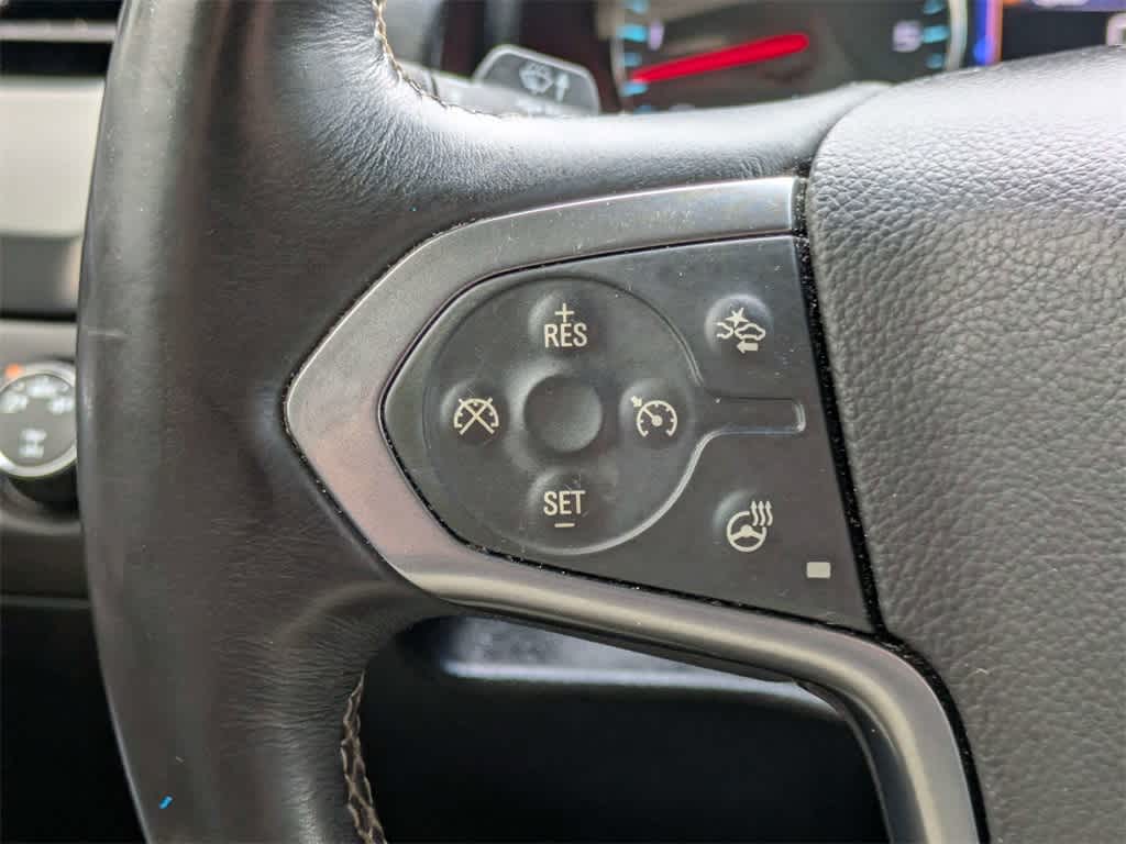 Thumbnail: 2015 Chevrolet Suburban - 39