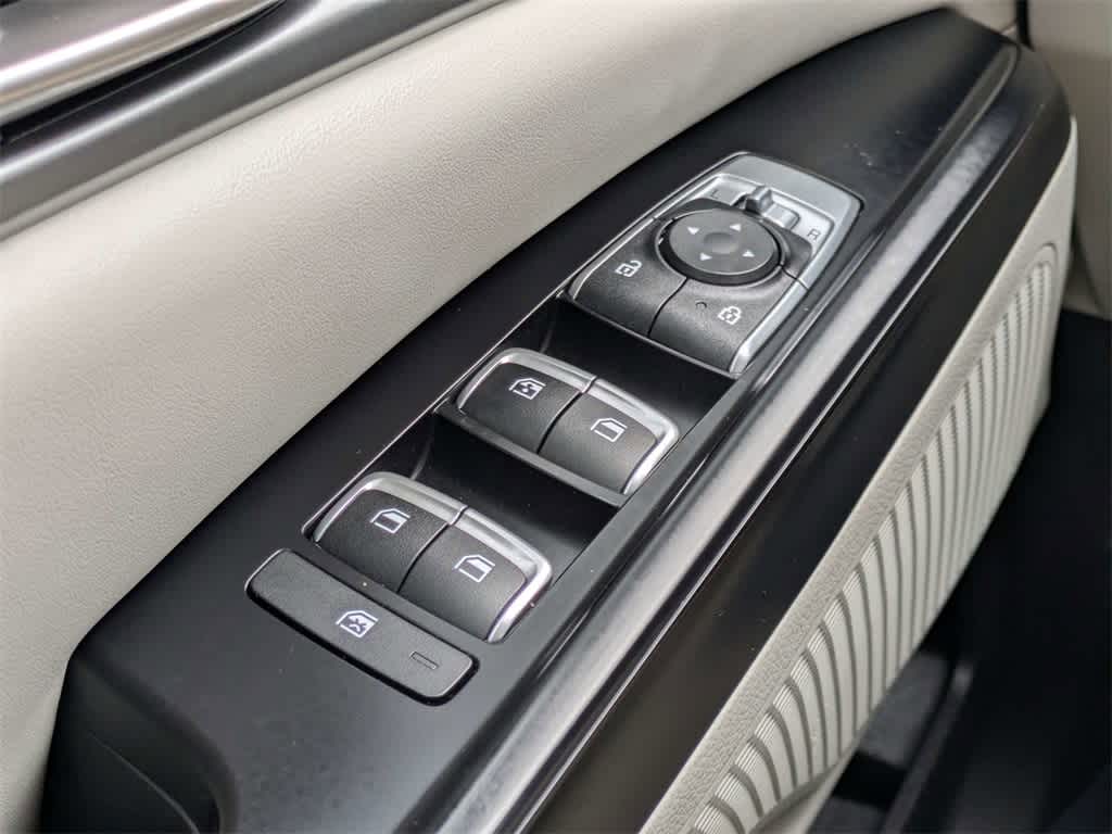 Thumbnail: 2024 Kia Carnival - 33