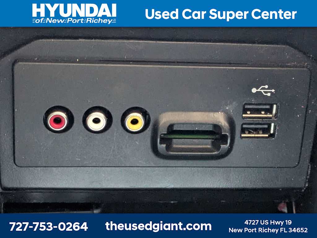 Thumbnail: 2015 Ford Escape - 26