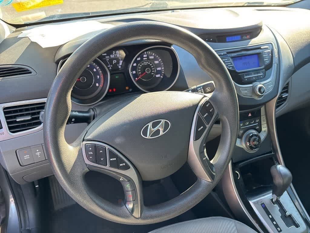 Thumbnail: 2013 Hyundai Elantra - 10
