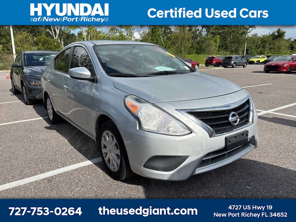 Thumbnail: 2017 Nissan Versa - 4