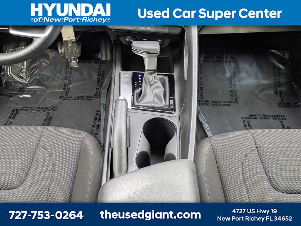 Thumbnail: 2024 Hyundai Elantra - 19