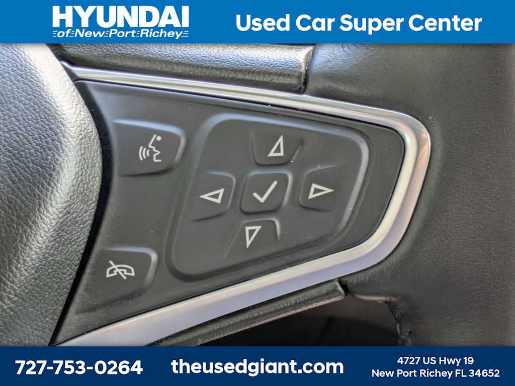 Thumbnail: 2022 Chevrolet Equinox - 40