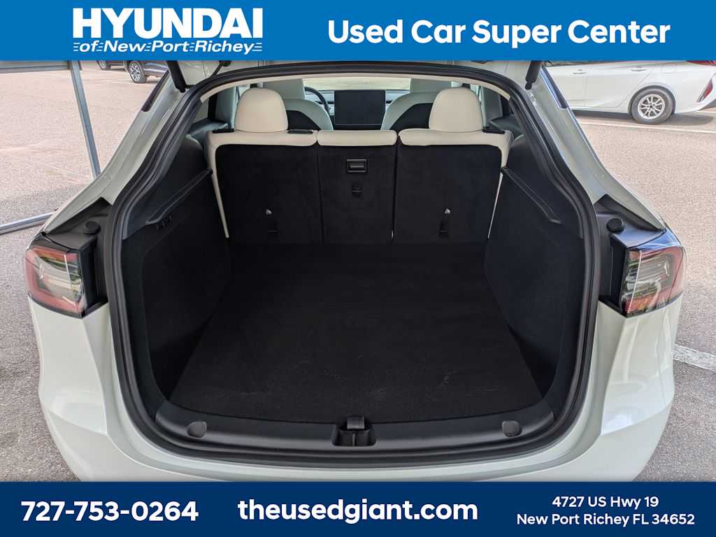 Thumbnail: 2024 Tesla Model Y - 12