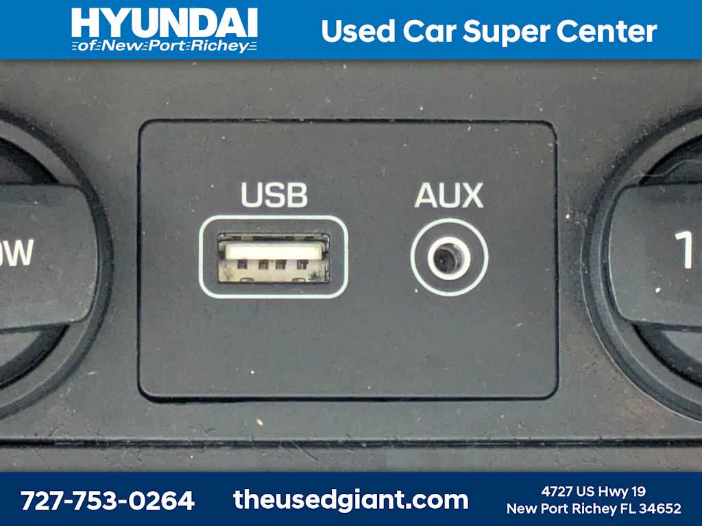 Thumbnail: 2015 Hyundai Sonata - 29