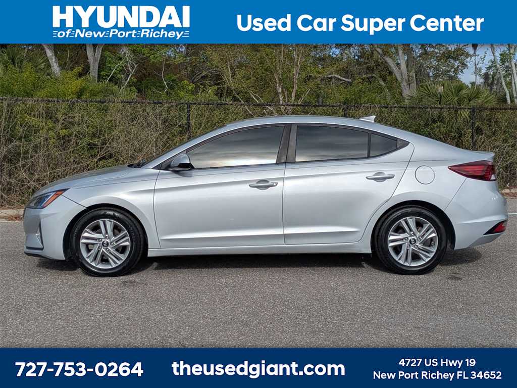 Thumbnail: 2019 Hyundai Elantra - 2