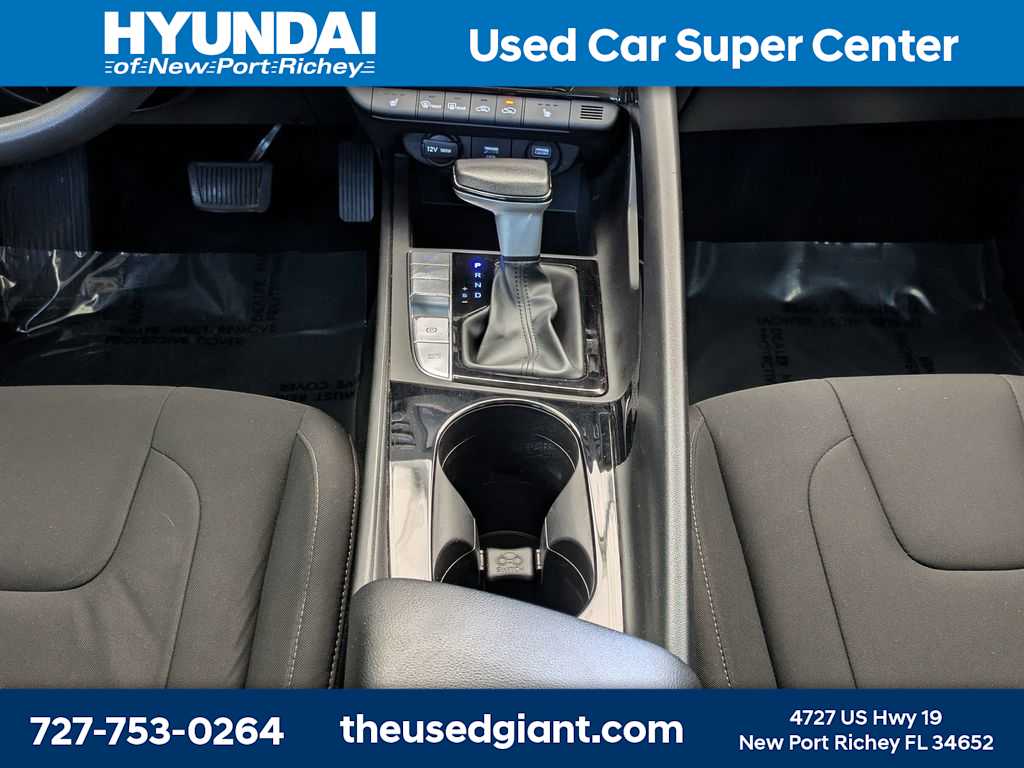 Thumbnail: 2023 Hyundai Elantra - 19