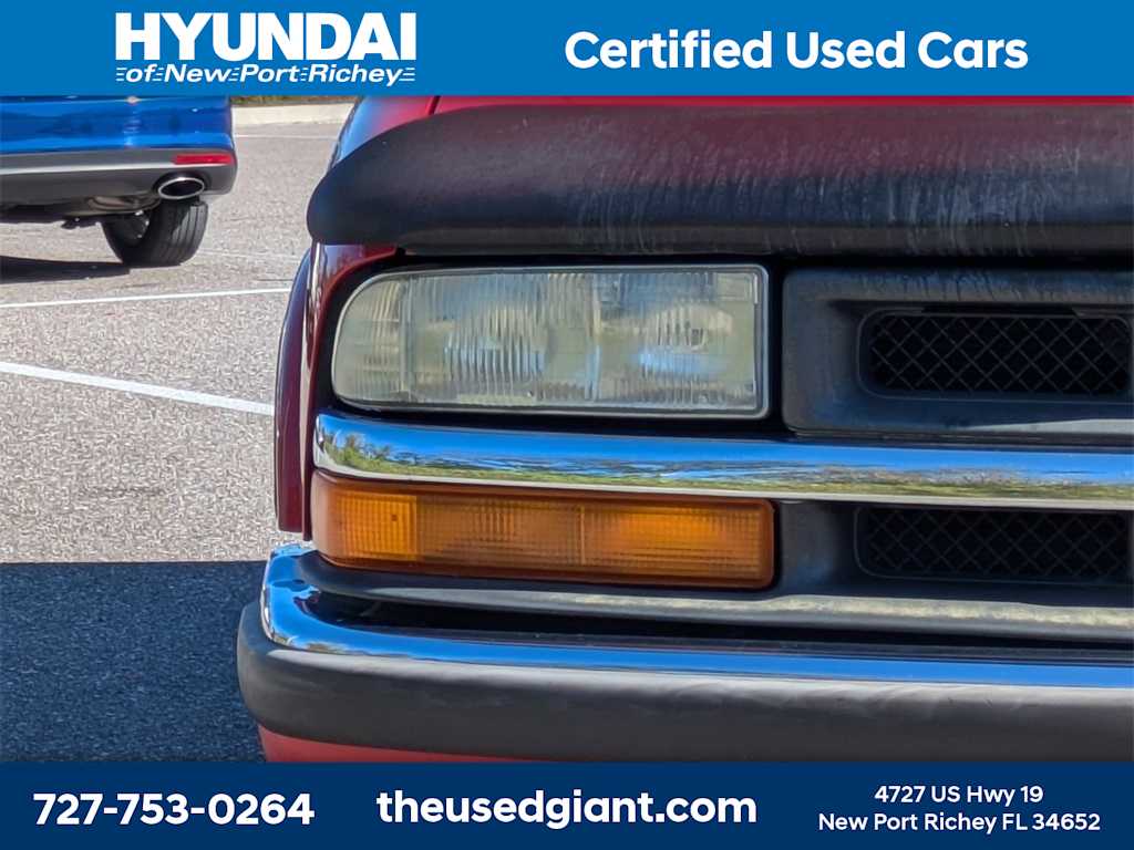Thumbnail: 2002 Chevrolet S-10 - 9
