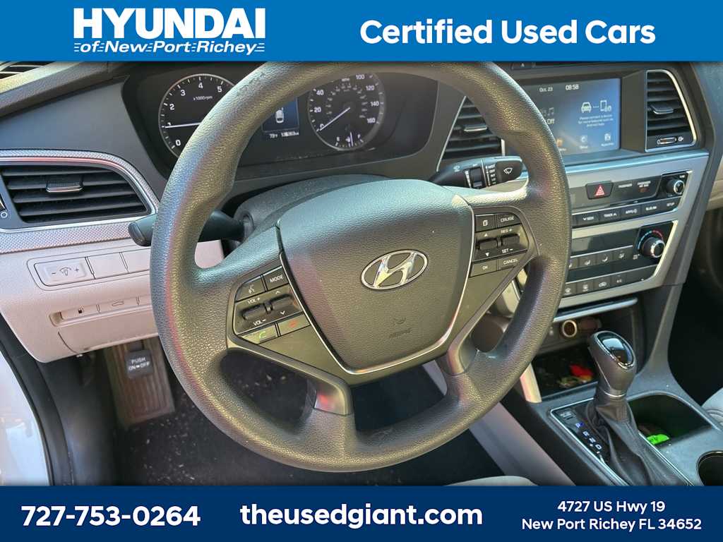 Thumbnail: 2016 Hyundai Sonata - 9