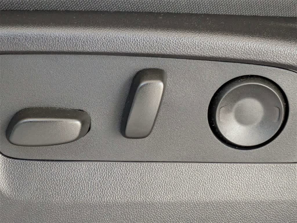 Thumbnail: 2025 GMC Sierra 1500 - 23