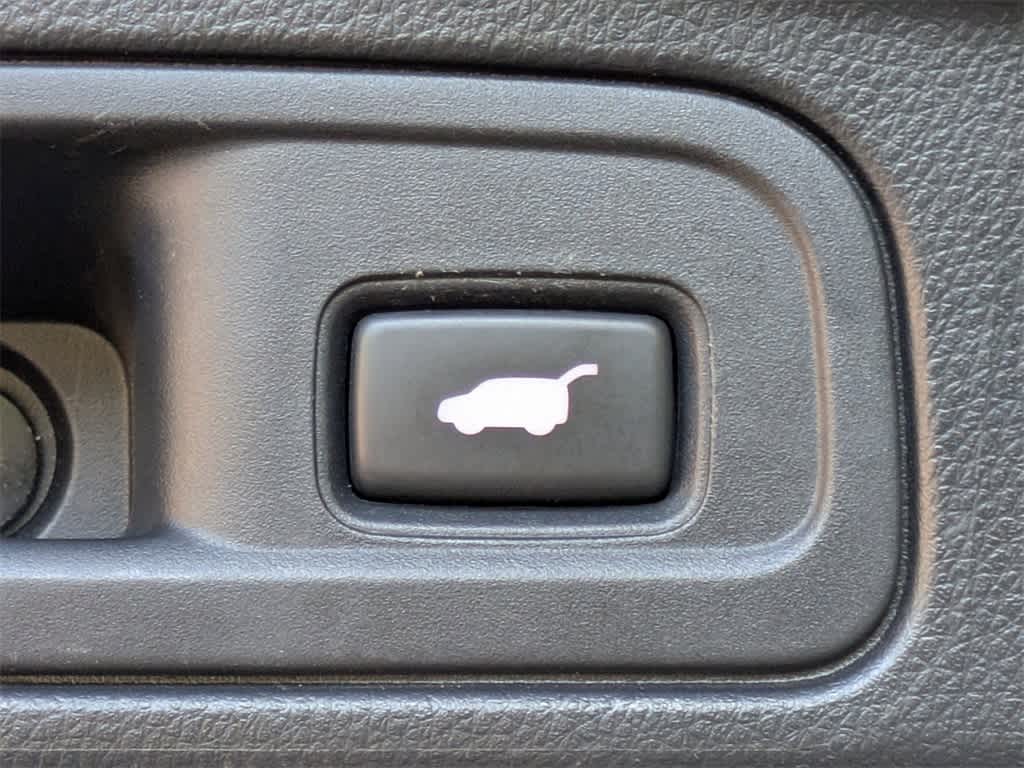 Thumbnail: 2021 Honda Pilot - 13