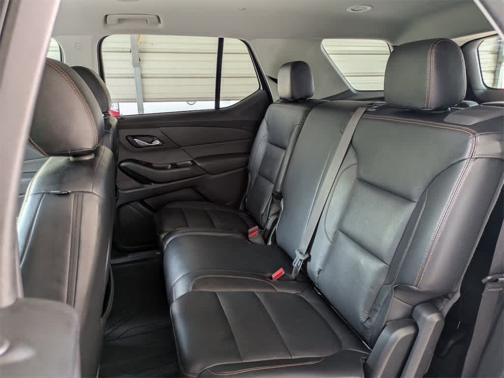 Thumbnail: 2019 Chevrolet Traverse - 17
