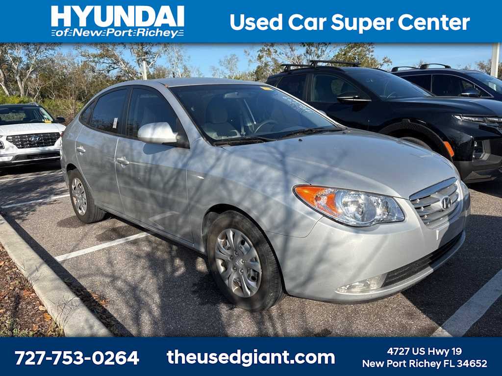 Thumbnail: 2010 Hyundai Elantra - 4