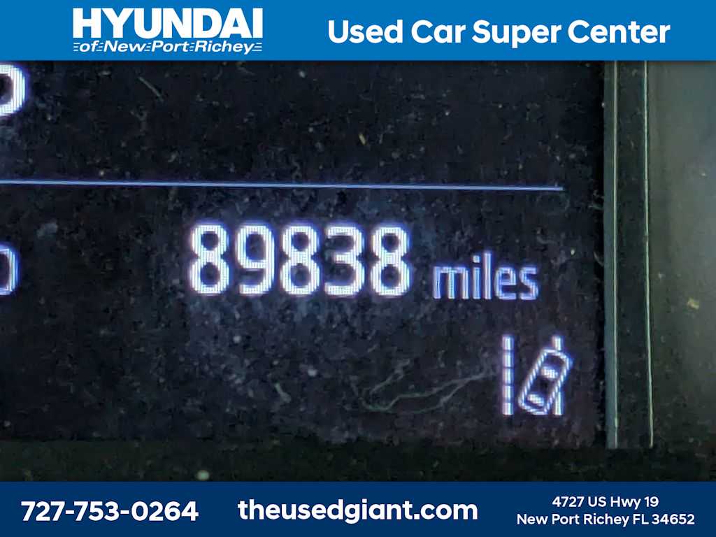 Thumbnail: 2021 Toyota C-HR - 30