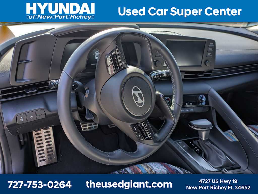 Thumbnail: 2025 Hyundai Elantra - 10