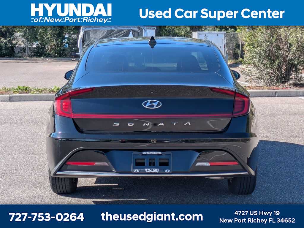 Thumbnail: 2022 Hyundai Sonata - 4