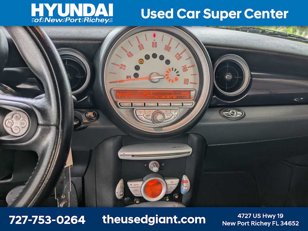 Thumbnail: 2009 MINI Cooper - 18