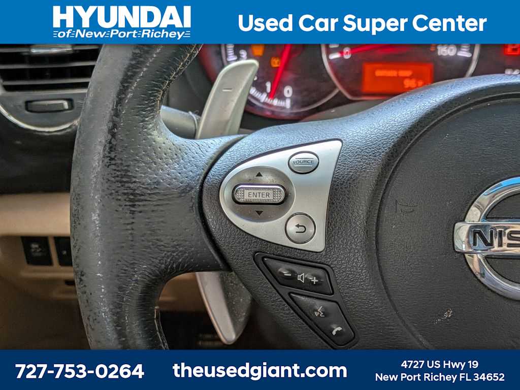 Thumbnail: 2011 Nissan Maxima - 28
