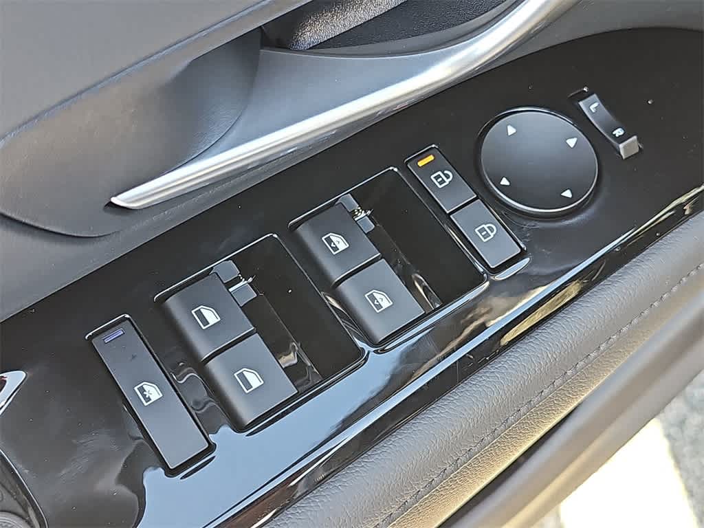 Thumbnail: 2025 Hyundai Santa Cruz - 27