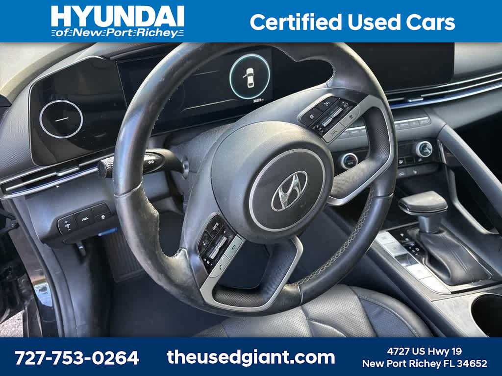 Thumbnail: 2022 Hyundai Elantra - 12