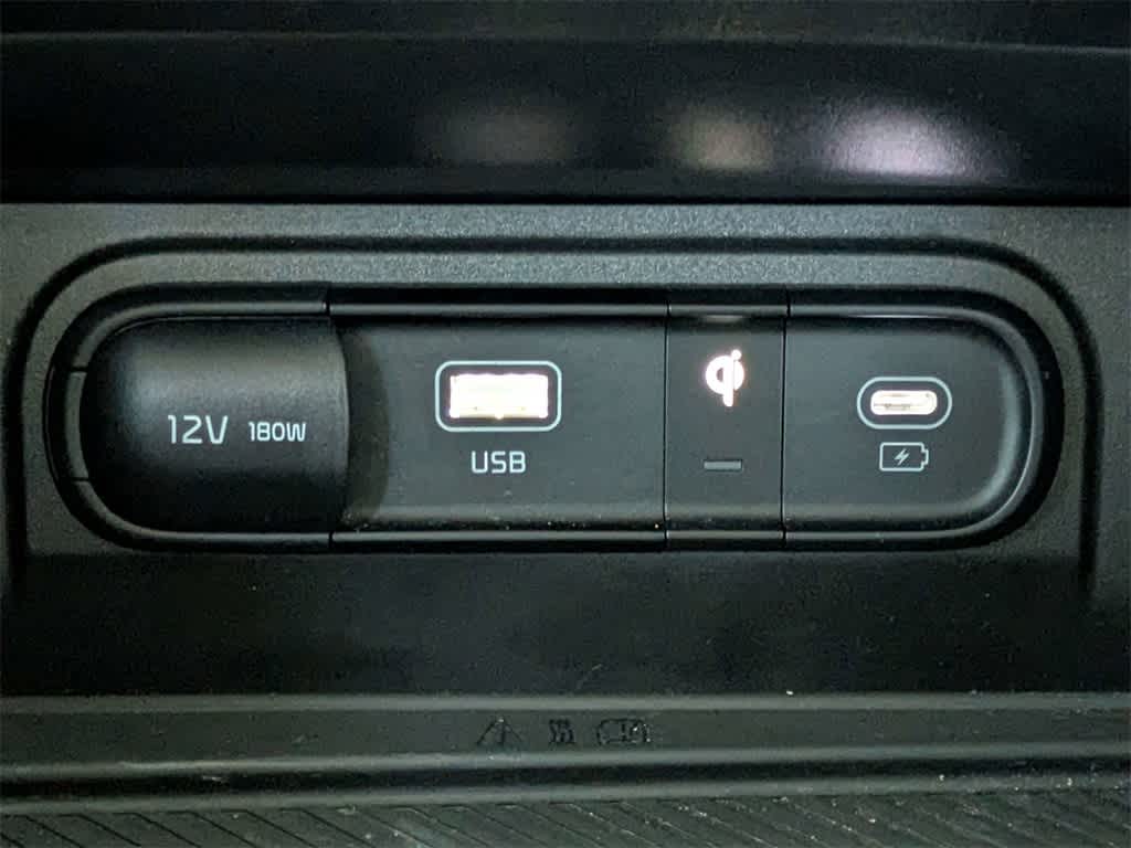 Thumbnail: 2025 Kia Sportage - 25