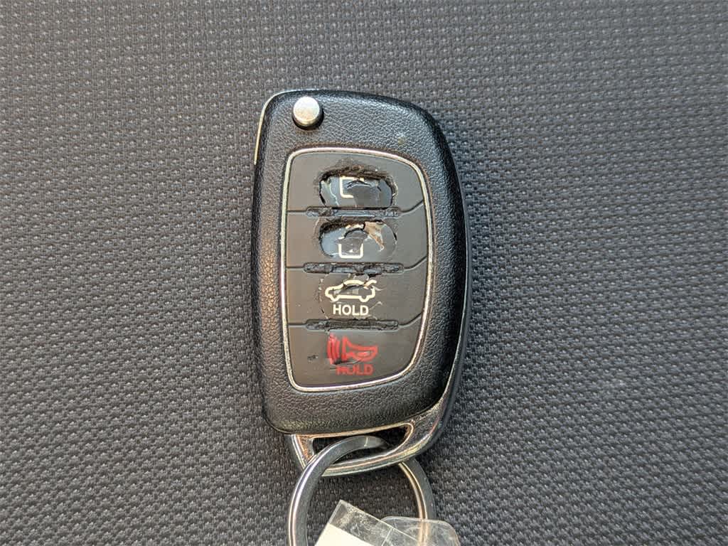 Thumbnail: 2015 Hyundai Sonata - 28