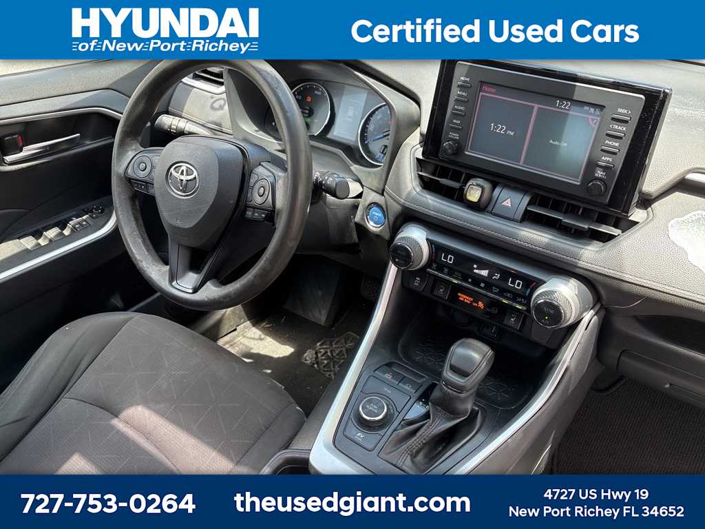 Thumbnail: 2019 Toyota RAV4 - 3