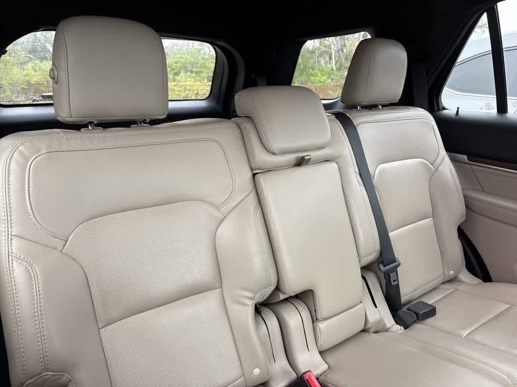 Thumbnail: 2019 Ford Explorer - 9