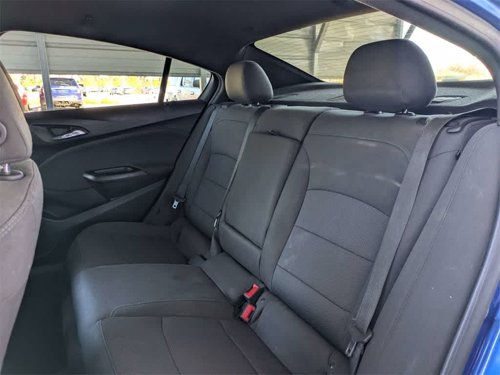 Thumbnail: 2019 Chevrolet Cruze - 14