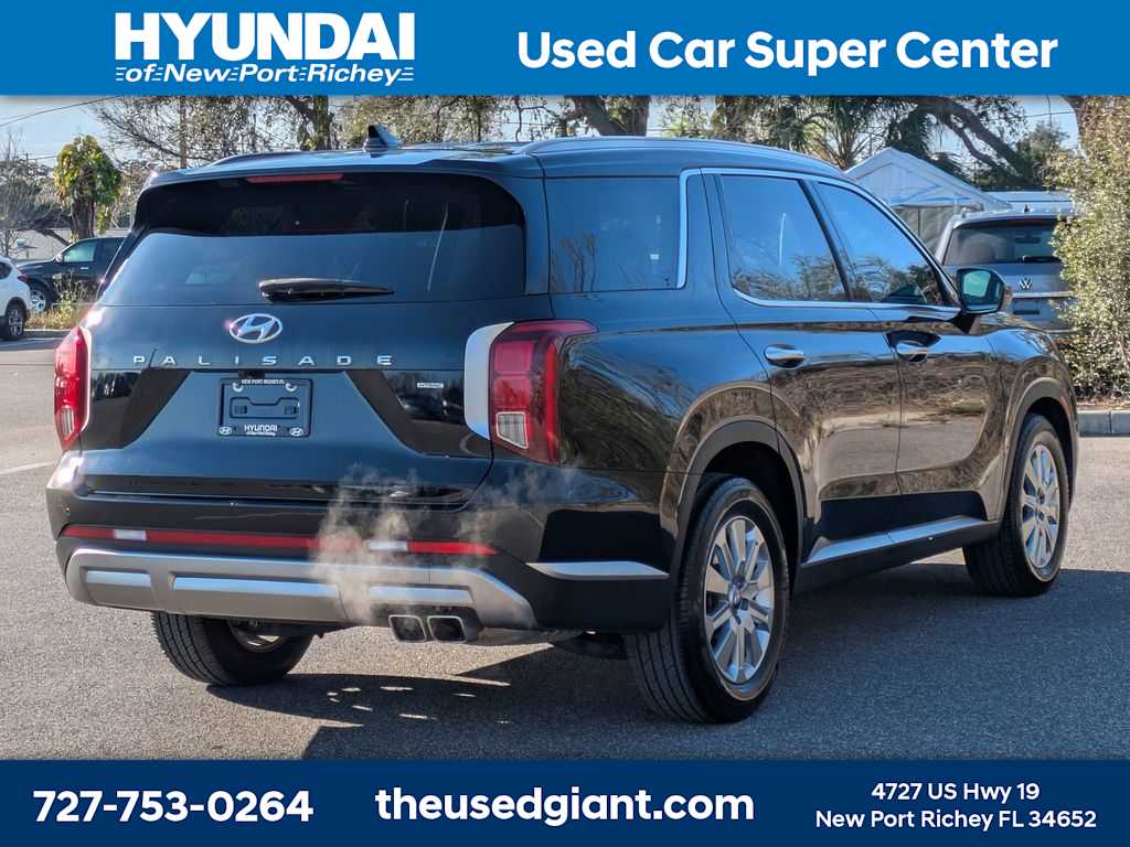 Thumbnail: 2023 Hyundai Palisade - 5