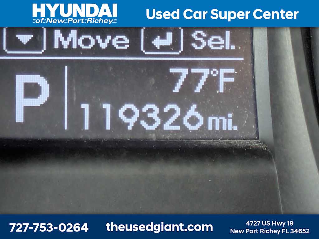 Thumbnail: 2015 Hyundai Santa Fe - 33