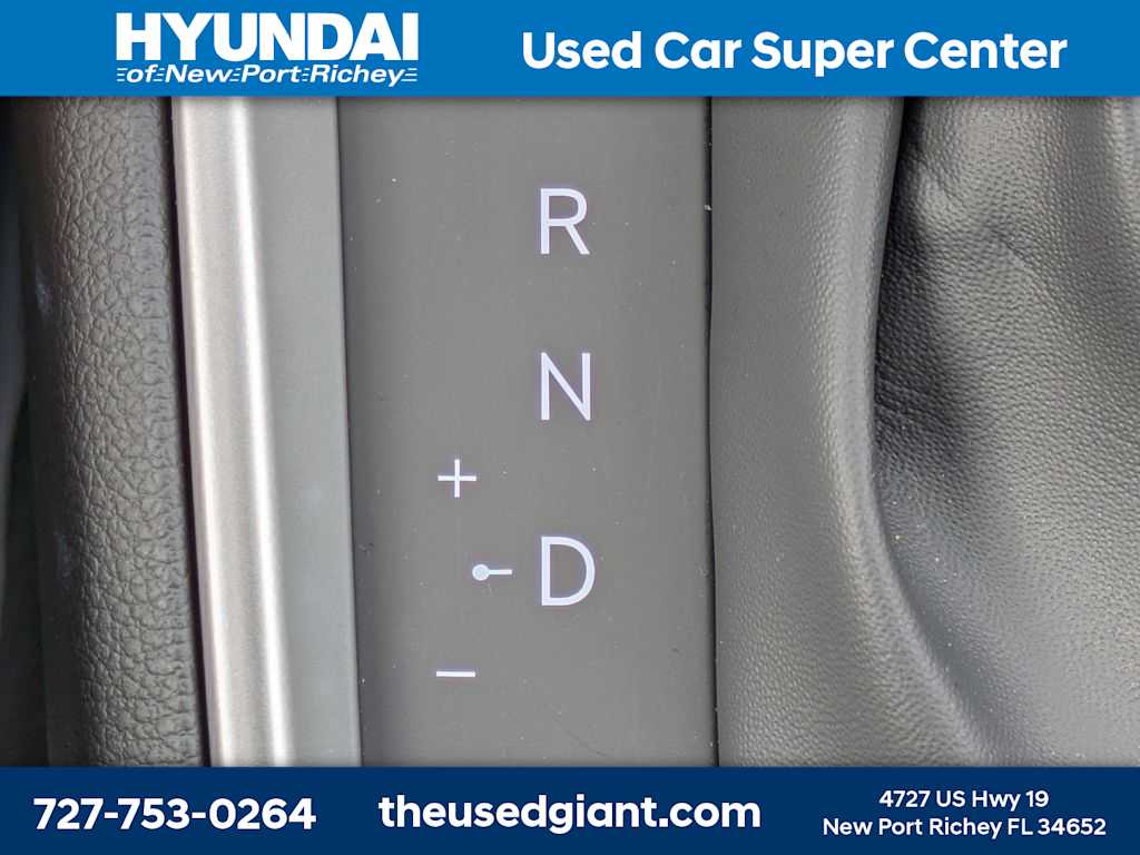 Thumbnail: 2023 Hyundai Venue - 24