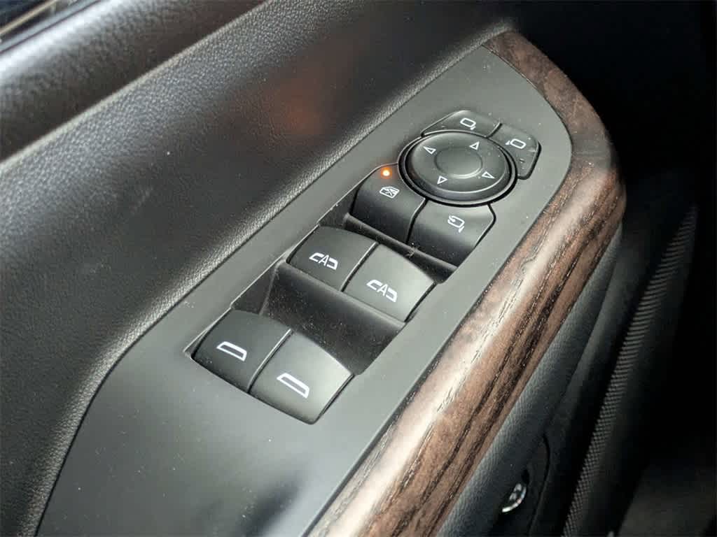 Thumbnail: 2023 GMC Acadia - 42