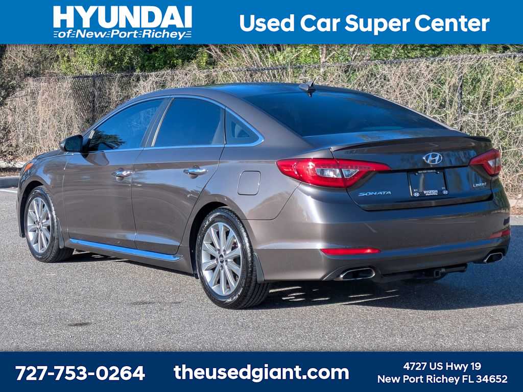 Thumbnail: 2017 Hyundai Sonata - 3