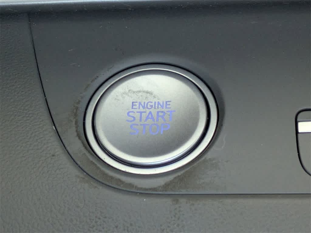 Thumbnail: 2024 Hyundai Elantra - 30