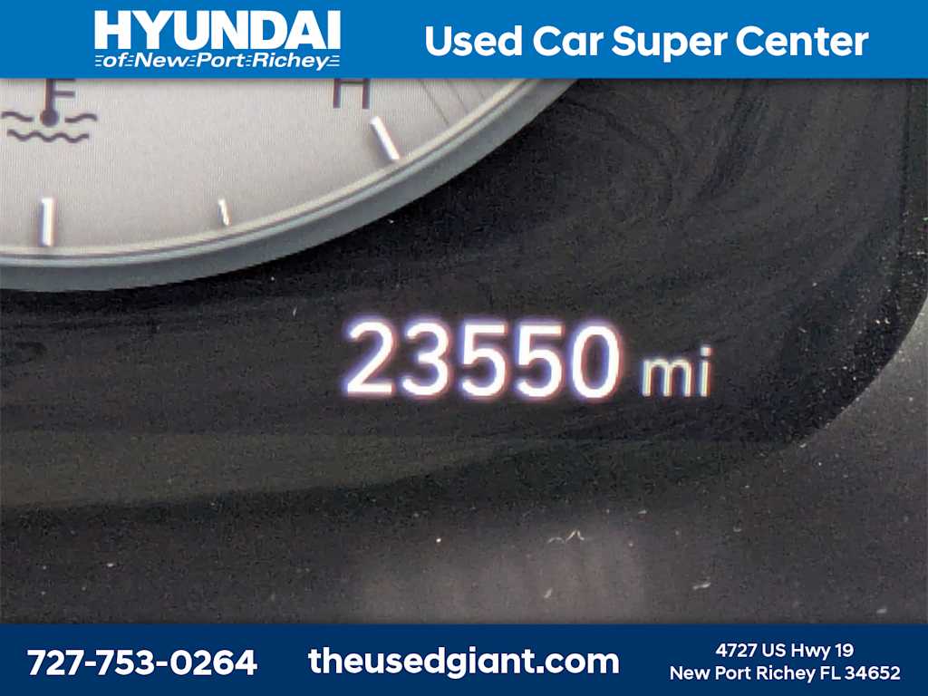 Thumbnail: 2022 Hyundai Santa Fe - 36