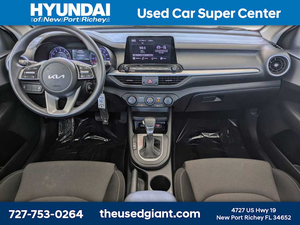 Thumbnail: 2024 Kia Forte - 14