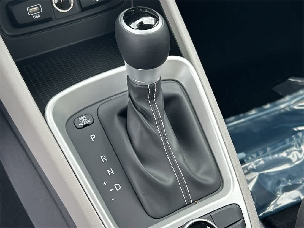 2025 Hyundai Venue SEL 30
