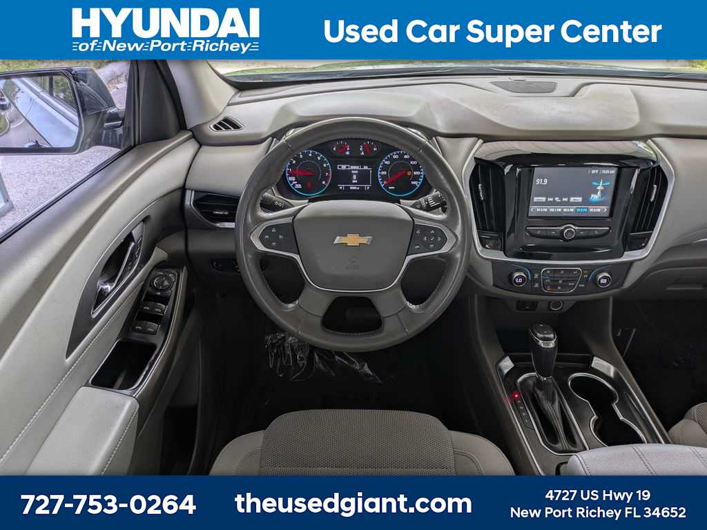 Thumbnail: 2019 Chevrolet Traverse - 22