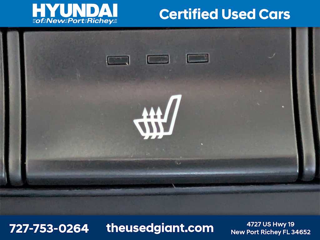 Thumbnail: 2020 Hyundai Santa Fe - 26