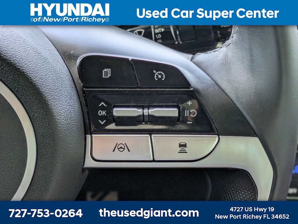 Thumbnail: 2023 Hyundai Elantra - 33