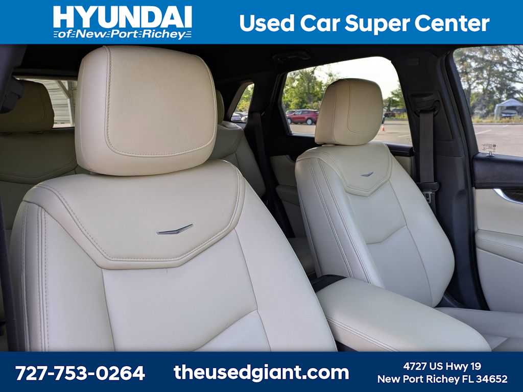 Thumbnail: 2017 Cadillac XT5 - 6